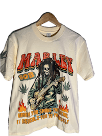 a t - shirt with a marley image on it